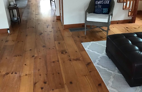 Blodgett Landing House | Charming Blodgetts Landing cottage