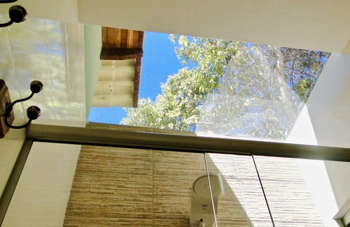 Alto Paraiso de Goias Ski Chalet | Charming Chalé do Cerrado - 2 min from Av. Main - 3 people - Wifi
