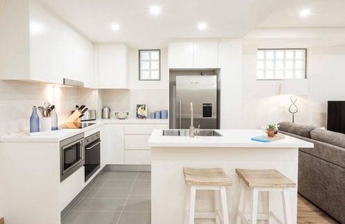 Coogee Apartment | Charming Bream I365