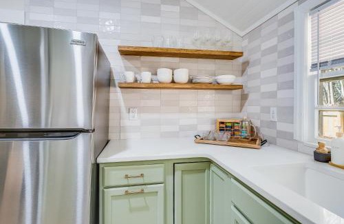 Pooler House | Charming & Bright 2 bedroom - Close to Downtown Savannah - Airport