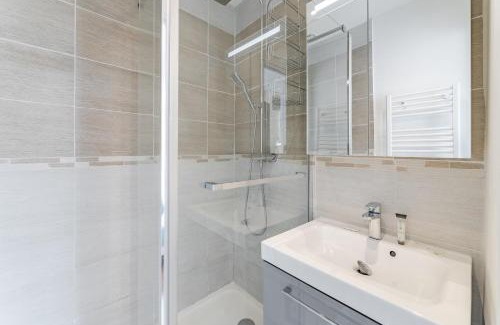 1st Arrondissement Apartment | CHARMING BRIGHT AND EQUIPPED APARTMENT