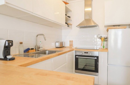 Quartier de Rochechouart Apartment | Charming Bright Apartment - Paris 9th