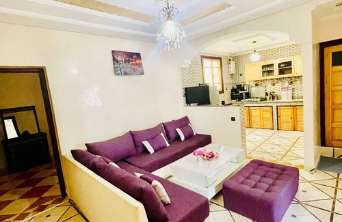 Cite Al Mohammadi Apartment | Charming, Bright & Spacious 3 Bedroom Apartment with Terrace, ideally located!