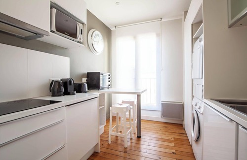 Hotel de Ville - Quinconces Apartment | Charming, bright T3 apartment closed to Quinconces place 4 people