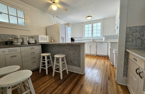 The Pines House | Charming, Bright & Airy Beach House, Best LOCATION! The Pines in North Rehoboth