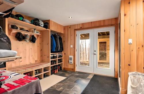 Bromont Ski Chalet | Charming Bromont Chalet, Near Ski Slopes, Trails & Balnéa Spa