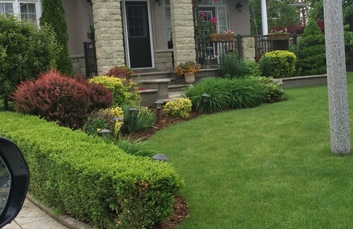 Brampton House | Charming bungalow basement apartment with WiFi and parking in Brampton