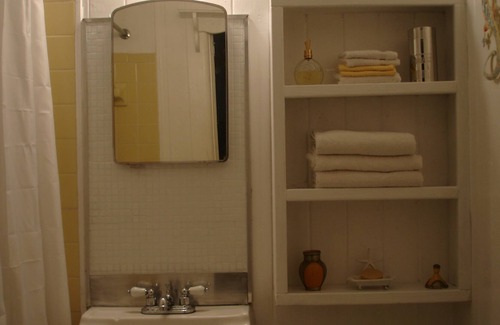 Southwest Coconut Grove Apartment | Charming BUNGALOW in Coconut Grove LOCATION- LOCATION- LOCATION just