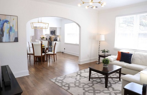 North Hyde Park House | Charming Bungalow in Downtown Tampa, FL