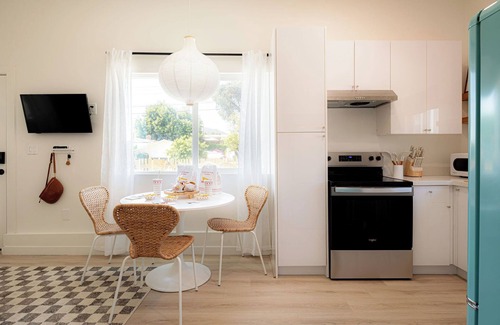 San Carlos House | Charming bungalow in La Mesa - minutes from SDSU, La Mesa Village