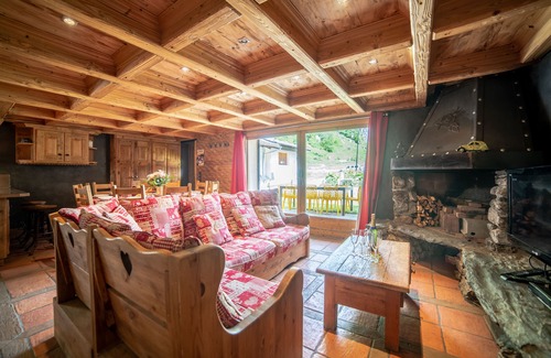 Champagny-en-Vanoise Ski Chalet | Charming chalet at the gateway to the Vanoise National Park. Ideal for families