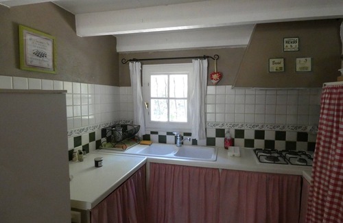 L'Isle-sur-la-Sorgue Cottage | Charming cottage in guest house on 6700m2 property, swimming pool, large garden