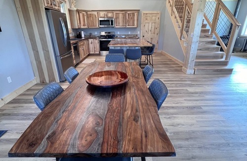 Madison County House | Charming cabin in the Tobacco Root foothills