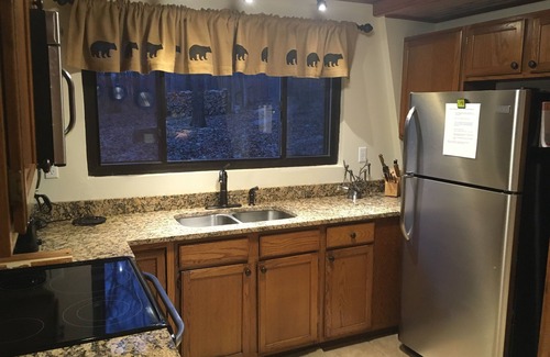 McHenry Cabin | Charming Cabin Only Minutes Away from all the attractions in Deep Creek Lake, MD