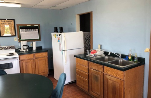 Platte County Cabin | Charming Cabin w/2 RV Hookups in a scenic part of Genoa, Nebraska