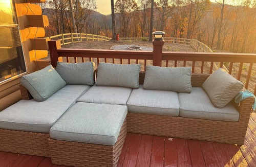 Bostic Cabin | Charming Cabin with Incredible Mountain Views