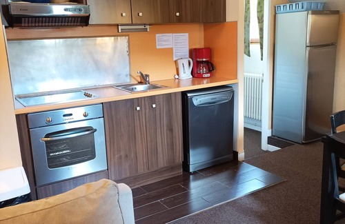 Jausiers Apartment | Charming Castle Apartment for 6 with Pool, Sauna, and Free WiFi in Jausiers