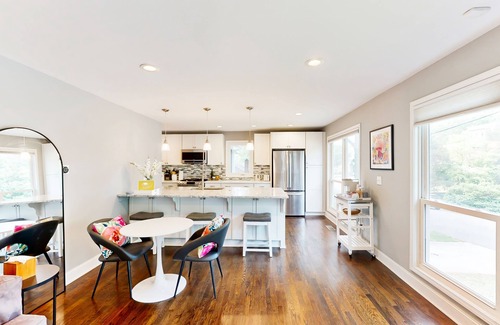 Loring Heights House | Charming centrally located home full of color with full kitchen, W/D, & AC