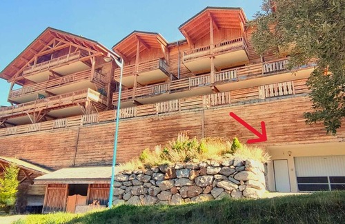 Isola Ski Chalet | Charming chalet in Isola 2000 with fireplace