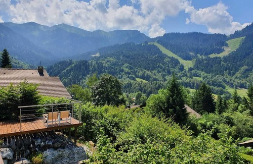 Bernex Ski Chalet | Charming Chalet In The Alps, Close To Lake Geneva