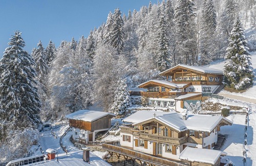 Kitzbuehel Ski Chalet | Charming chalet with wellness near the ski lift