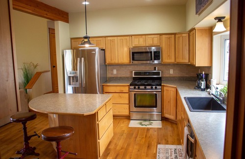 Dayton House | Charming "Cherry House"