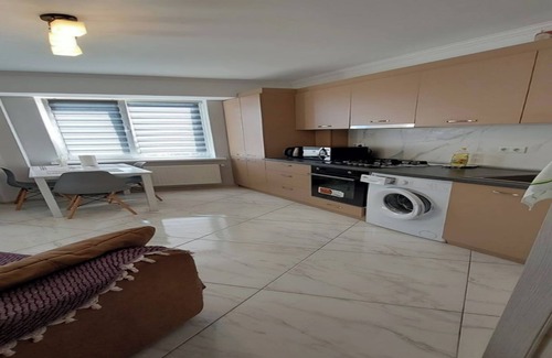 Chisinau Apartment | Charming Chișinău Apartment With Gas Heating & Hot Tub
