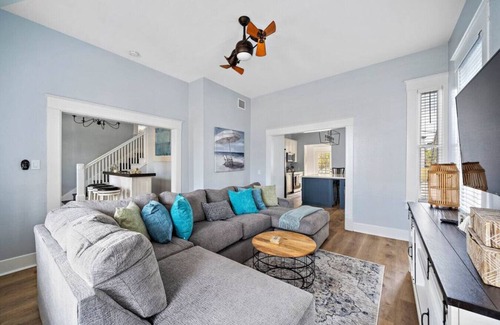 Galveston House | Charming Classic Home in Galveston’s Heart