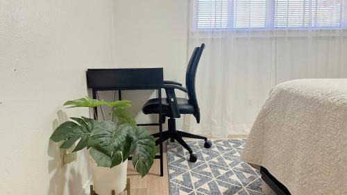 Clovis House | Charming Clovis Retreat Central Location Modern Amenities Cozy Style
