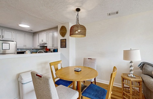 Seabrook Island Condo | Charming Coastal Condo, with Shared Pool, Fitness Center & Dock