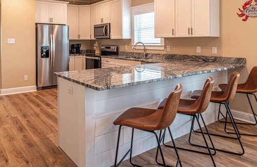 Fort Morgan House | Charming Coastal dream cottage 3-bedroom house in fantastic Fort Morgan