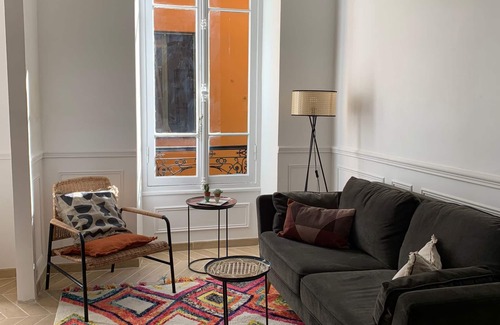 Quartier du Port Apartment | Charming cocoon in the small marsh at the port of Nice.