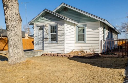 Cody House | Charming Cody Home - sleeps 5, walking distance to downtown!