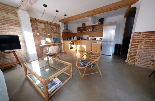 Perpignan House | Charming comfortable cottage for 8 people near the beaches and the center city.