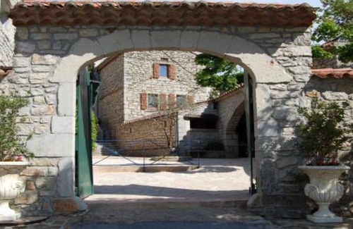 Joyeuse Cottage | Charming comfortable stone cottage, swimming pool, playground, tennis court