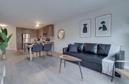 Jefferson Manor Apartment | Charming Condo with Nice Amenities at Alexandria