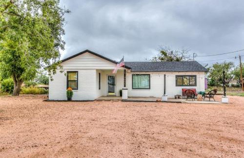 San Angelo House | Charming Corner Walkable to AFB
