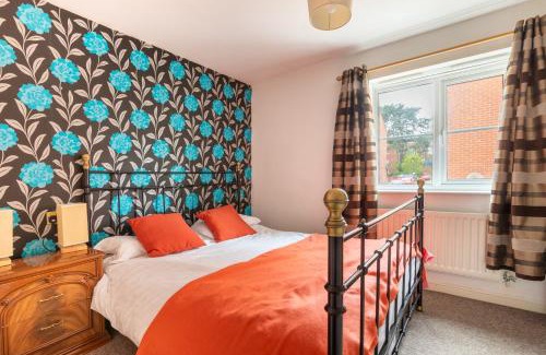Staple Hill Apartment | Charming Cosy Coach House in Fishponds Bristol