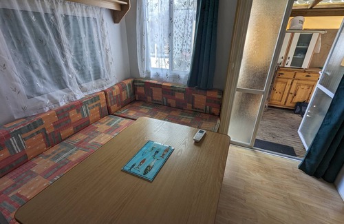 La Tranche-sur-Mer Ski Chalet | Charming cottage in La Tranche-sur-Mer.