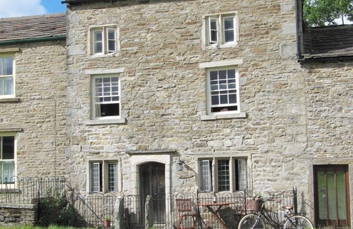 Hawes Cottage | Charming cottage in beautiful location with extensive views of the dales.