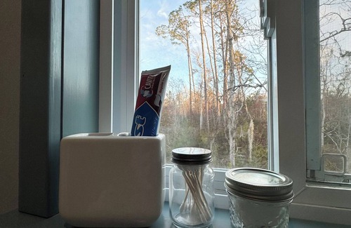 St. Simons Island Cottage | Charming cottage with AC, WiFi, relaxing decks in soothing St. Simons Island