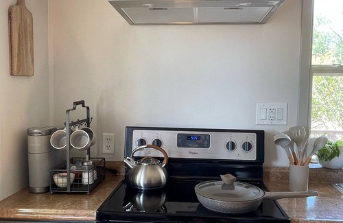 Llano House | Charming cottage by the Llano River