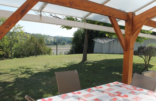 La Roche-Posay House | Charming Cottage 6km from La Roche-Posay - Terrace, Garden, Baby Equipment, Pet Friendly, Wifi