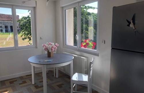Ponce sur Le Loir Cottage | Charming Cottage with Modern Amenities in the Heart of Loir Valley