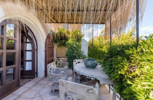San Pantaleo House | Charming Cottage Il Glicine a San Pantaleo