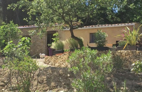 Faucon House | Charming cottage in Faucon with pool