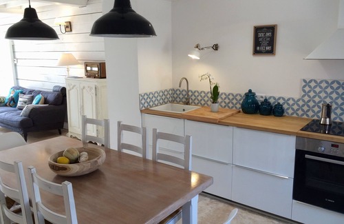 Asnelles House | Charming cottage in Normandy 500m from the sea and D-Day