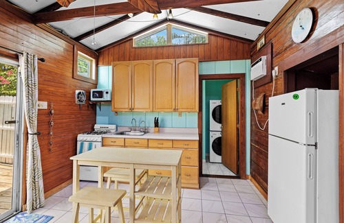 Uptown - Upper Duval Cottage | Charming Cottage in Old Town