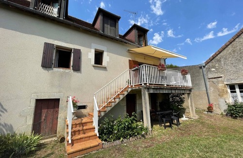 Saint-Bouize Cottage | Charming Cottage Near Sancerre with Terrace, WiFi, and Secure Garage