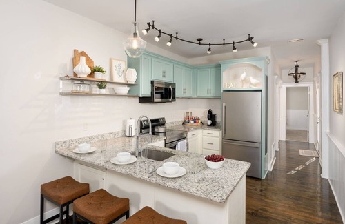 Wilmington Historic District House | Charming Cottage Near Downtown Wilmington & Beach